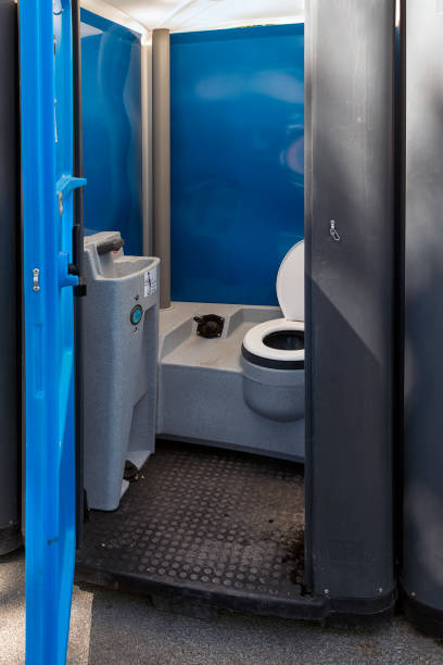 Best Portable restroom trailer rental  in Oak Grove, LA